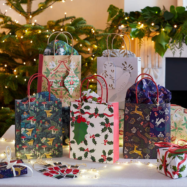 Holly White Christmas Paper Gift Bag Pack – Talking Tables UK