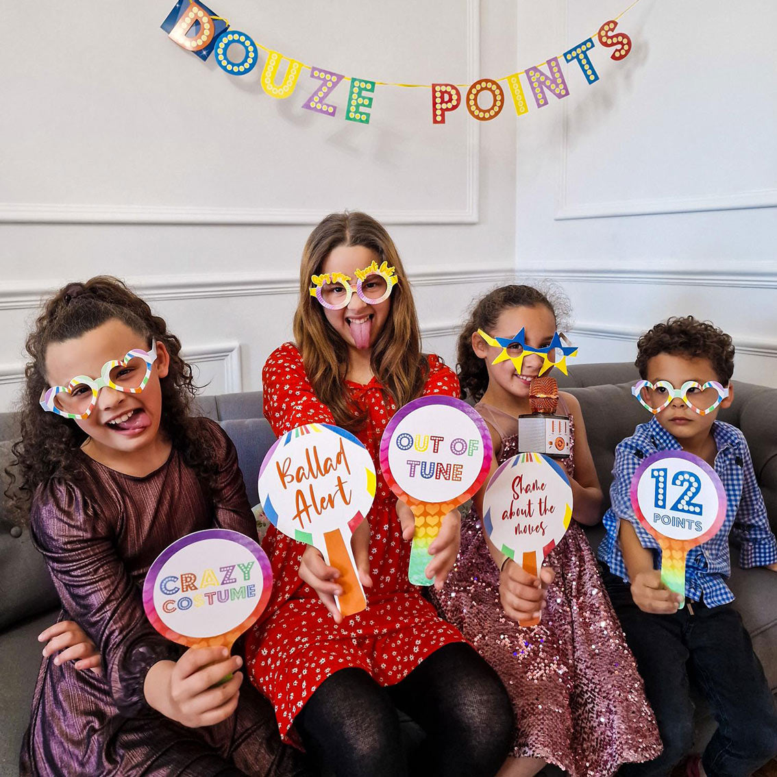 Song Contest 'Douze Points' Garland