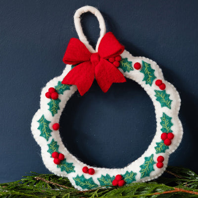 Holly Felt Wreath - 22cm | Christmas Decor |
