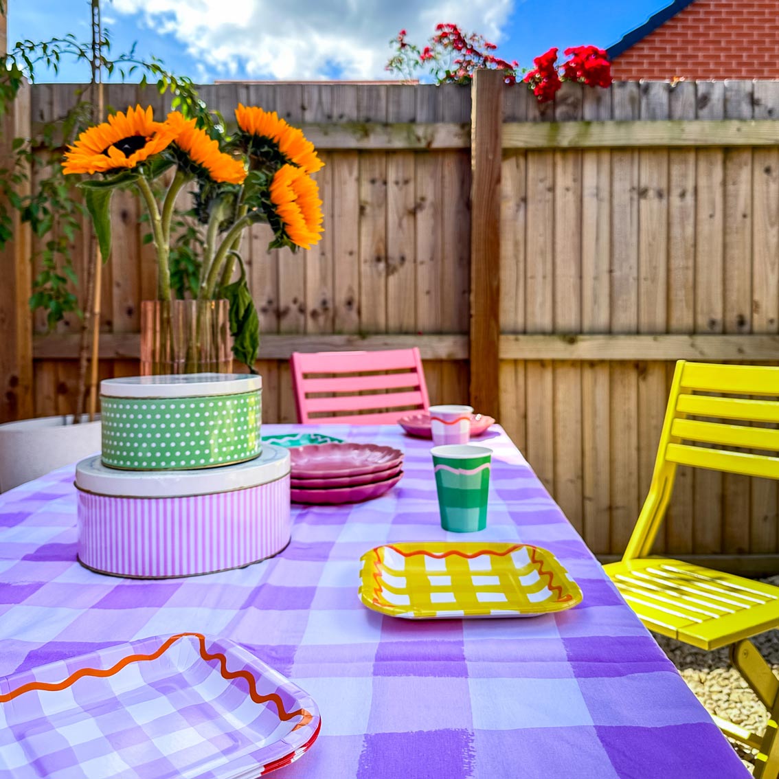 Everyone's Welcome Lilac Gingham Cotton Table Cloth