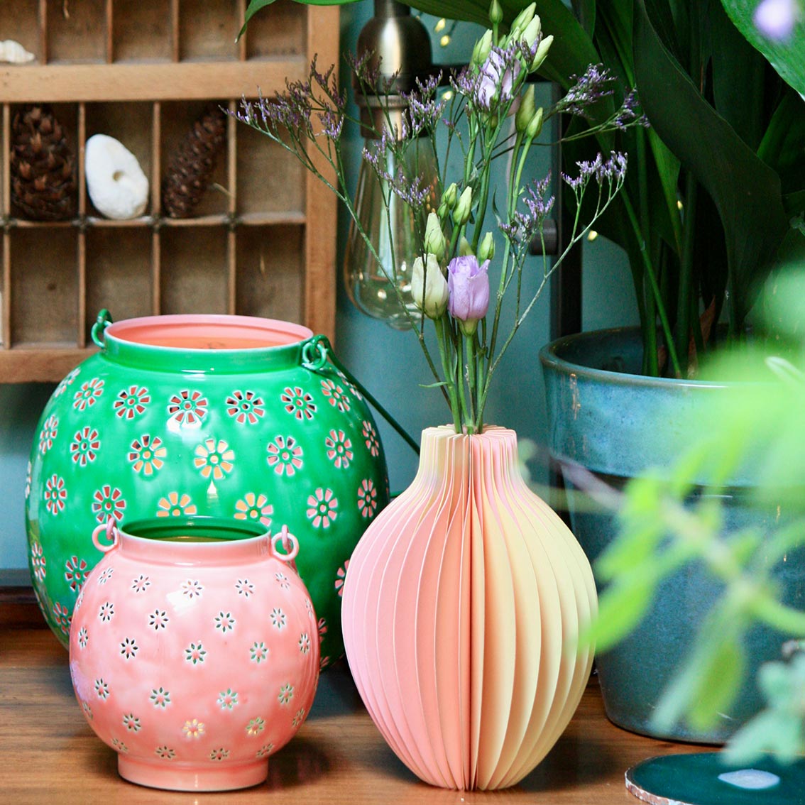 Mellow Yellow Honeycomb Colour Pop Paper Vase