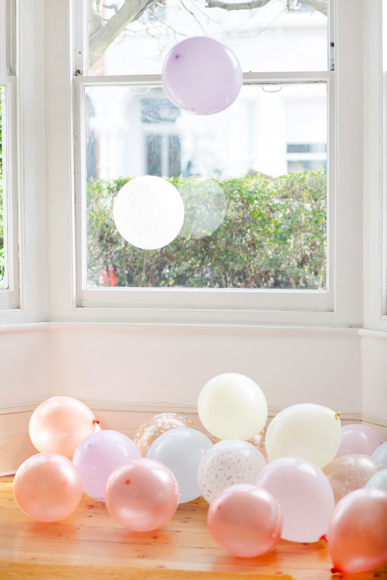 White and Gold Confetti Balloons