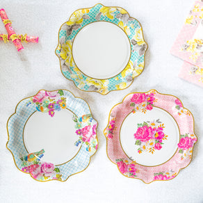 Truly Scrumptious Plates, 12 Pack