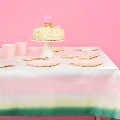 We Heart Pastel Table Cover