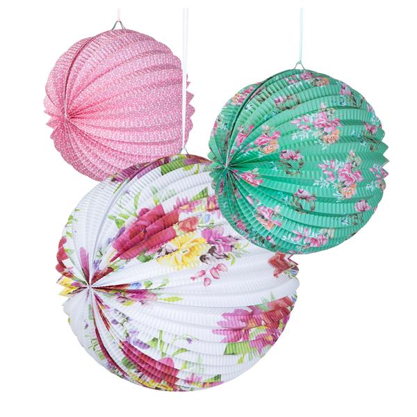 Truly Scrumptious Paper Lanterns